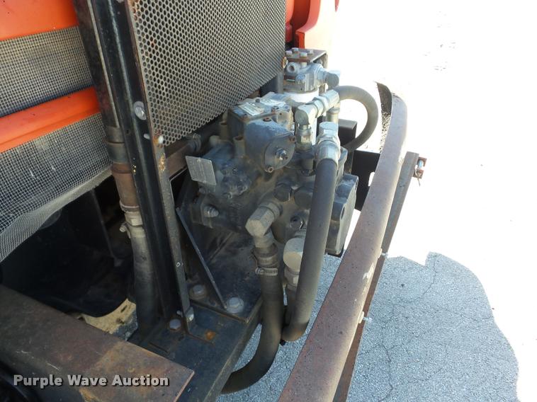 image for item AG9368 2000 Sterling L7501 oil distributor truck