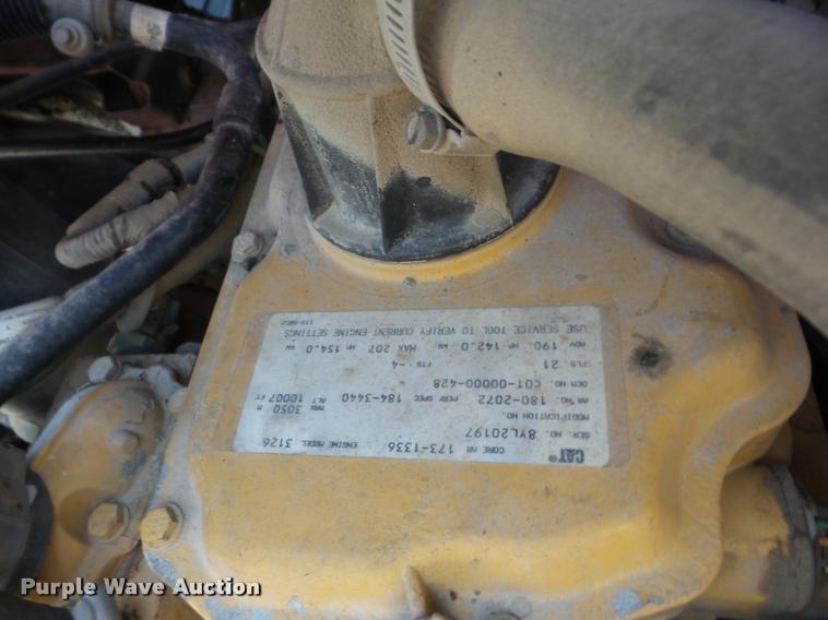 image for item AG9368 2000 Sterling L7501 oil distributor truck