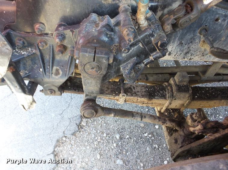 image for item AG9368 2000 Sterling L7501 oil distributor truck