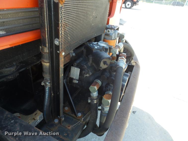 image for item AG9369 2000 Sterling L7500 oil distributor truck