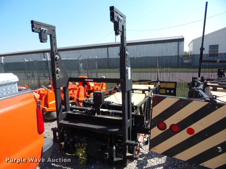 image for item AG9378 2003 Enabs Safe-Stop TMA8290 crash attenuator