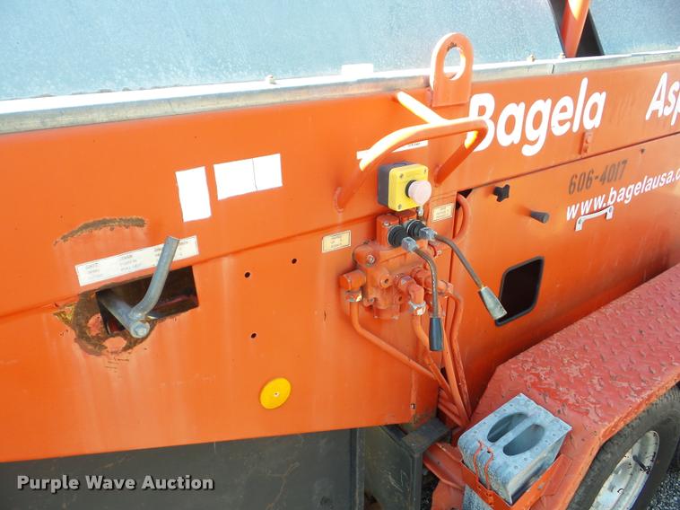 image for item AG9380 2007 Bagela BA7000F asphalt recycler