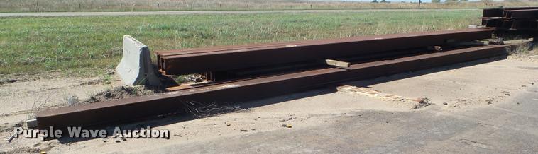 image for item AP9628 Approximately 114 H-beams