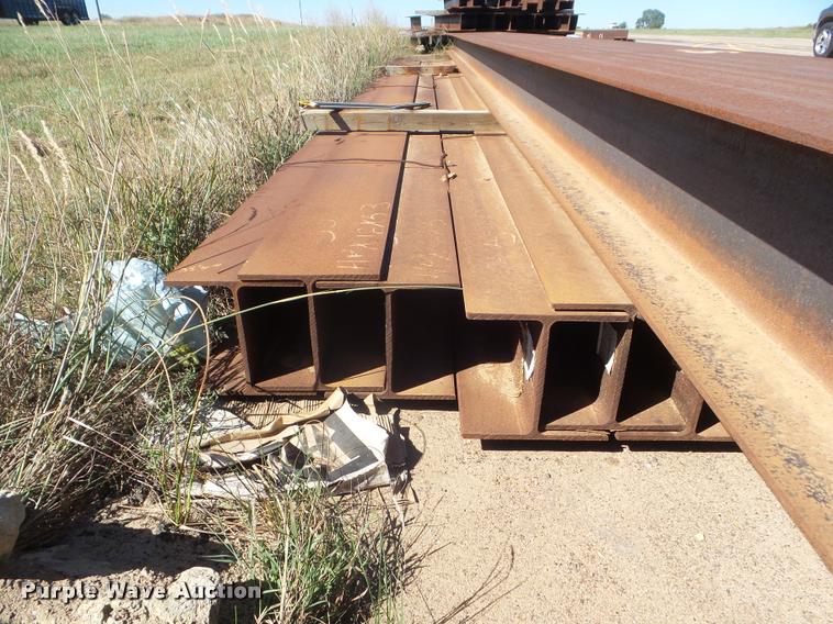 image for item AP9628 Approximately 114 H-beams