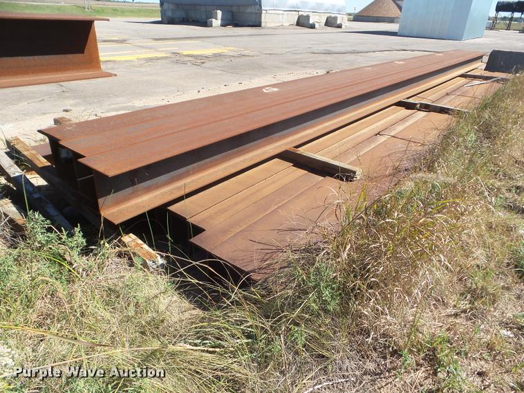 image for item AP9628 Approximately 114 H-beams