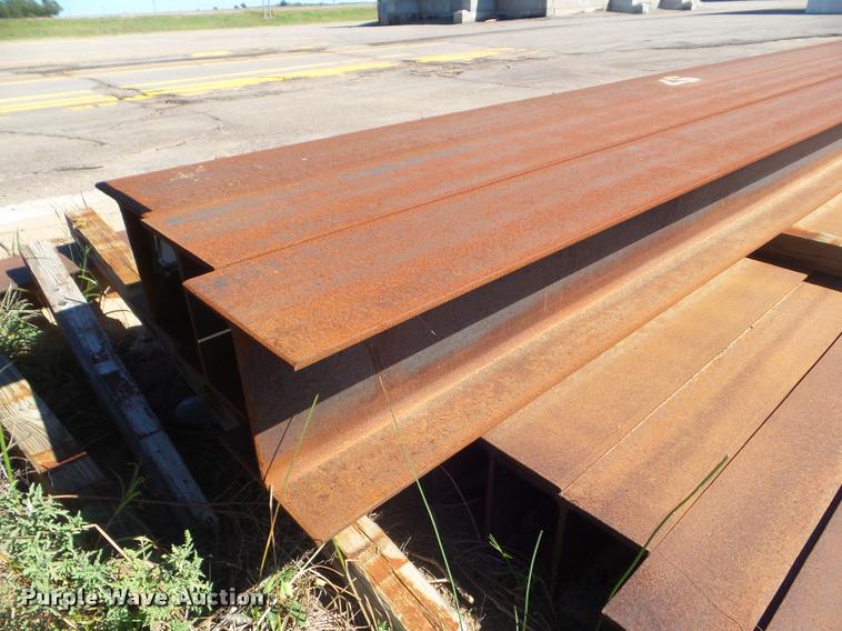 image for item AP9628 Approximately 114 H-beams