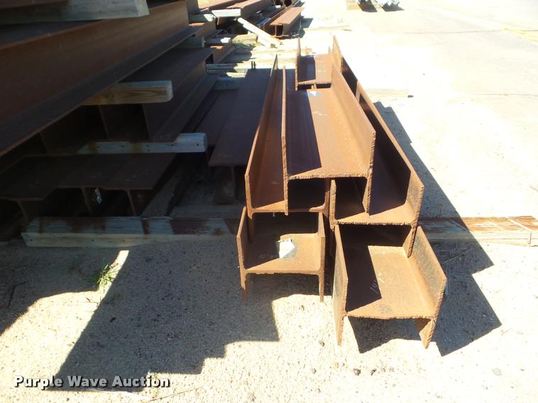 image for item AP9628 Approximately 114 H-beams