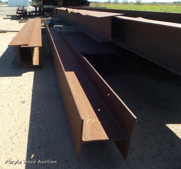 image for item AP9628 Approximately 114 H-beams