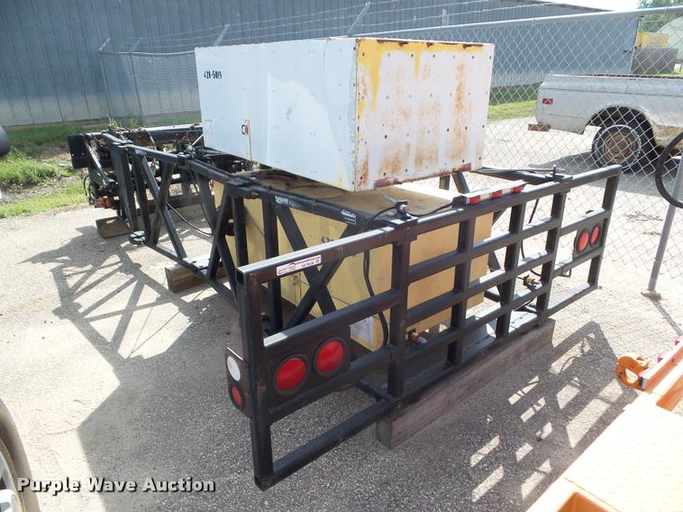 image for item AP9636 1999 Enabs Safe-Stop TTMA8290LC crash attenuator