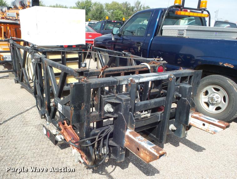 image for item AP9636 1999 Enabs Safe-Stop TTMA8290LC crash attenuator