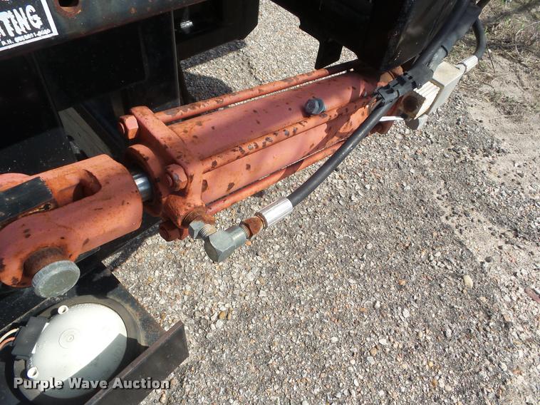 image for item AP9636 1999 Enabs Safe-Stop TTMA8290LC crash attenuator