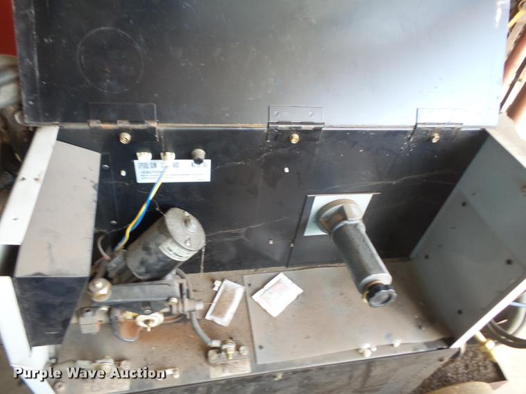 image for item BV9824 1999 Panasonic Gunslinger 260 welder