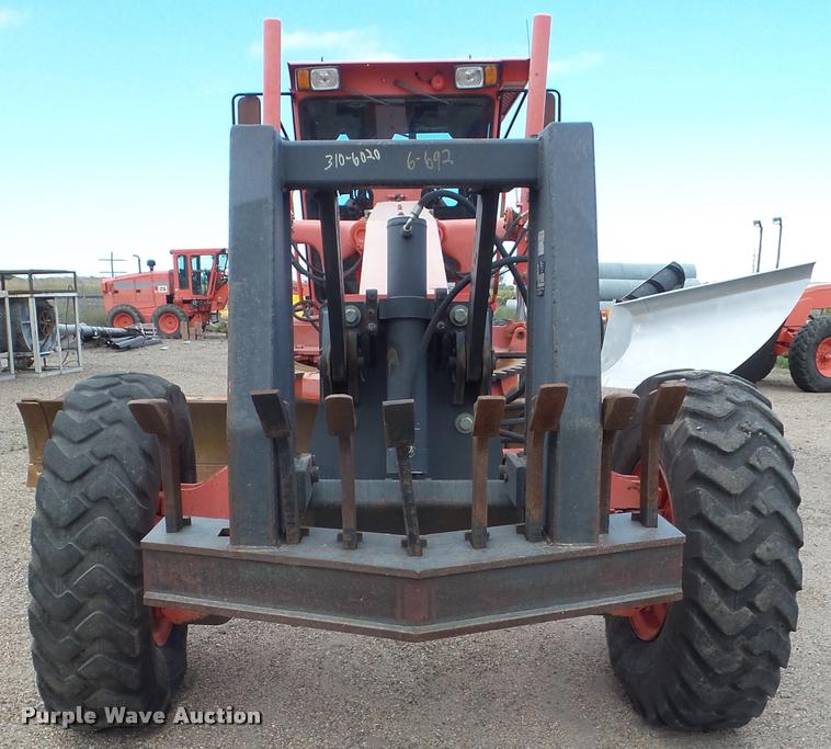 image for item DA4534 2000 Champion 710A Series 6 motor grader