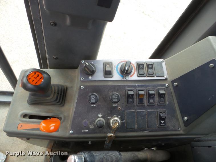 image for item DA4534 2000 Champion 710A Series 6 motor grader