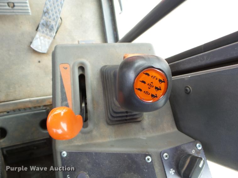 image for item DA4534 2000 Champion 710A Series 6 motor grader