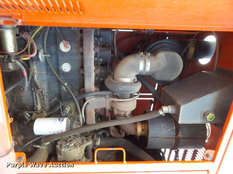 image for item DA4534 2000 Champion 710A Series 6 motor grader