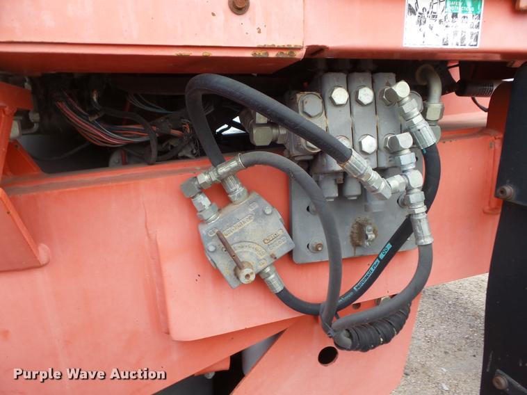 image for item DA4534 2000 Champion 710A Series 6 motor grader