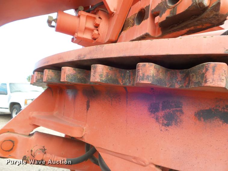 image for item DA4534 2000 Champion 710A Series 6 motor grader