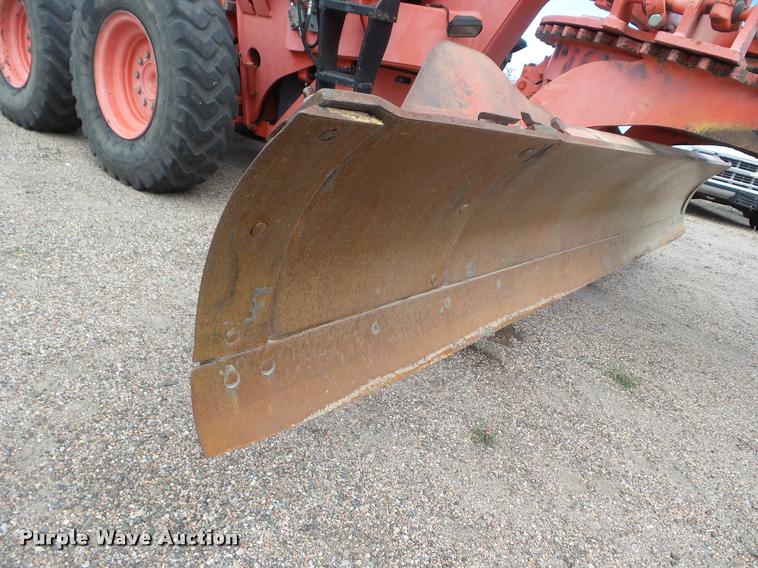 image for item DA4534 2000 Champion 710A Series 6 motor grader