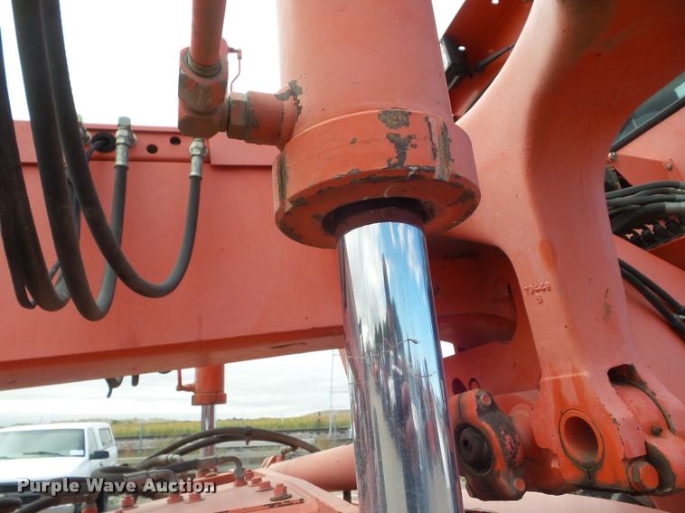 image for item DA4534 2000 Champion 710A Series 6 motor grader