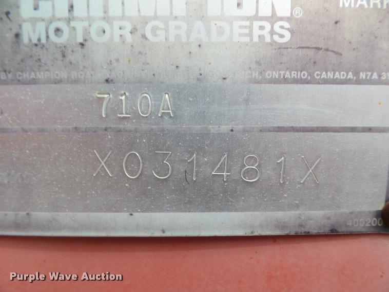 image for item DA4534 2000 Champion 710A Series 6 motor grader