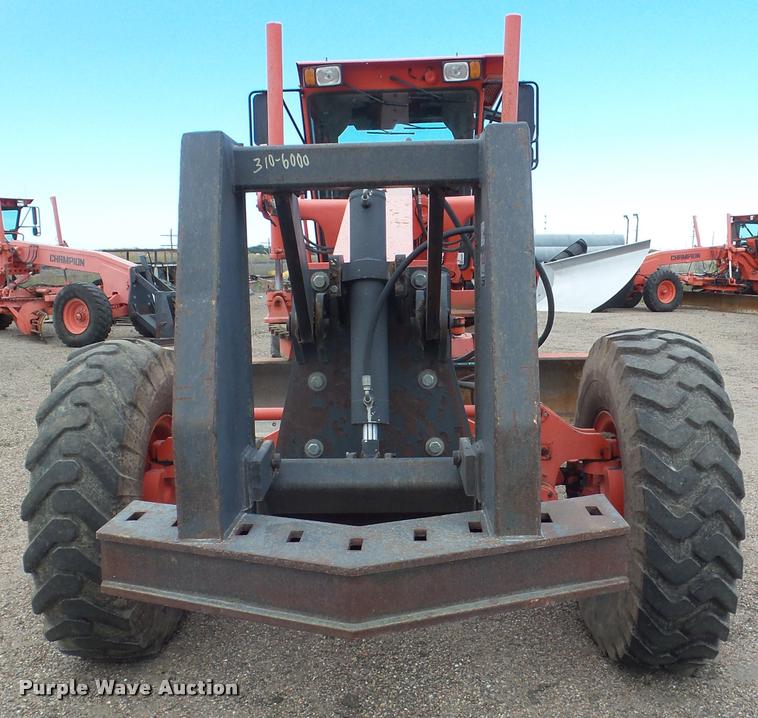 image for item DA4535 2000 Champion 710A Series 6 motor grader