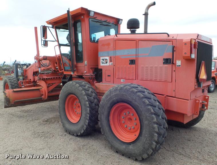 image for item DA4535 2000 Champion 710A Series 6 motor grader