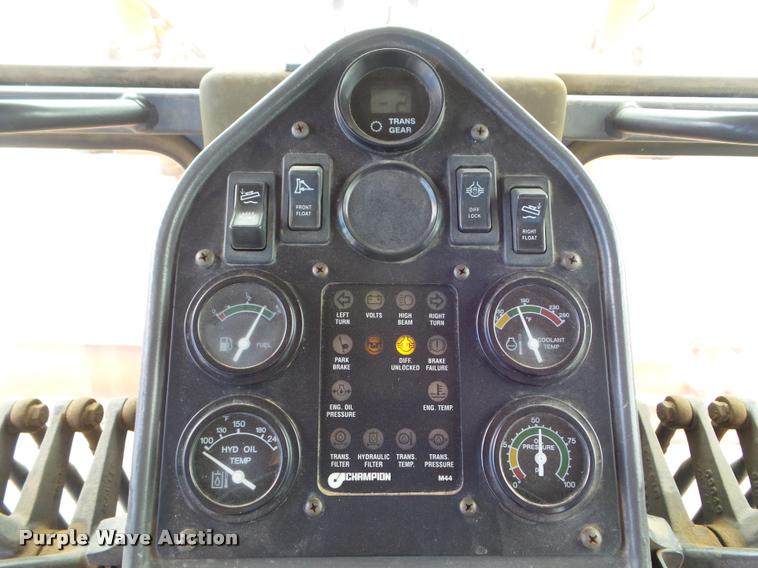 image for item DA4535 2000 Champion 710A Series 6 motor grader