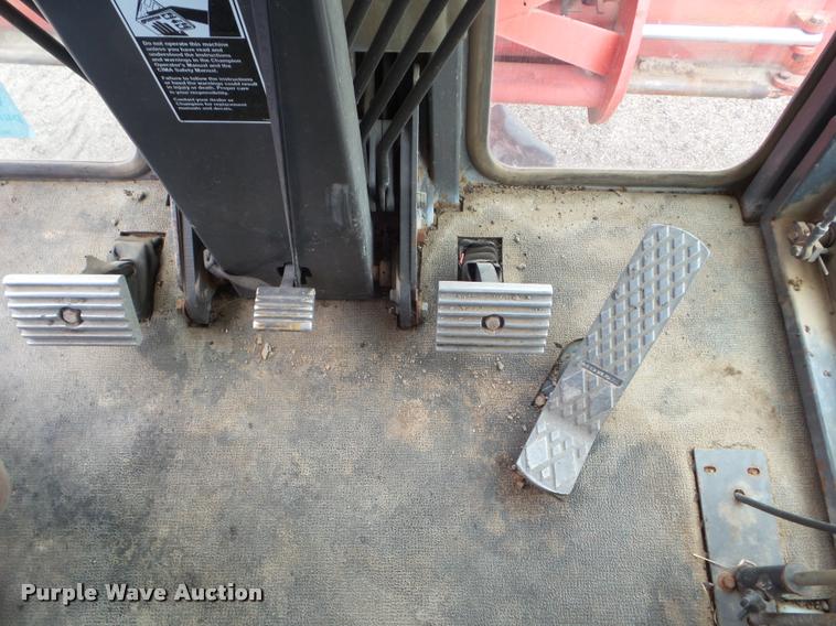 image for item DA4535 2000 Champion 710A Series 6 motor grader