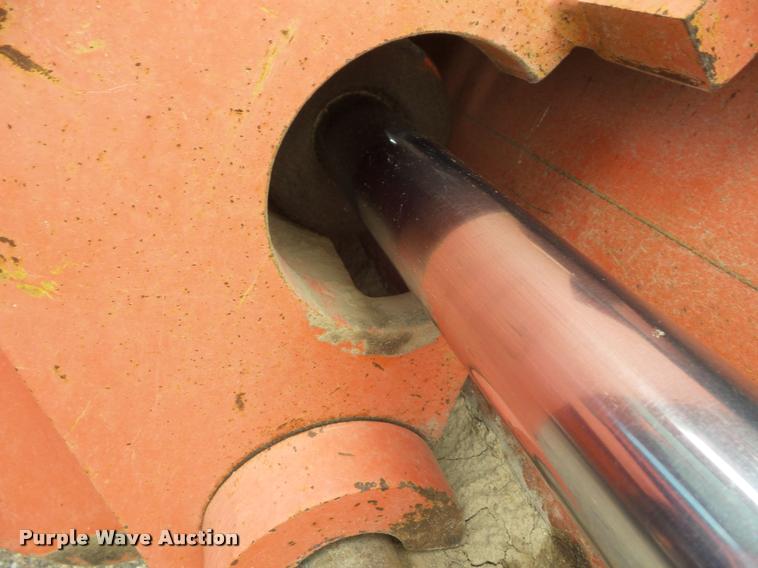 image for item DA4535 2000 Champion 710A Series 6 motor grader