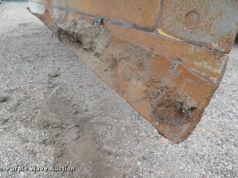 image for item DA4535 2000 Champion 710A Series 6 motor grader