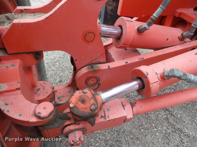 image for item DA4535 2000 Champion 710A Series 6 motor grader