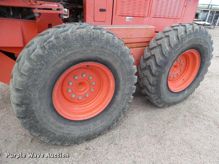 image for item DA4535 2000 Champion 710A Series 6 motor grader