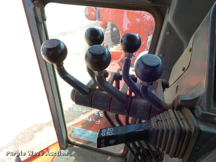 image for item DA4538 2000 Champion 710A Series 6 motor grader