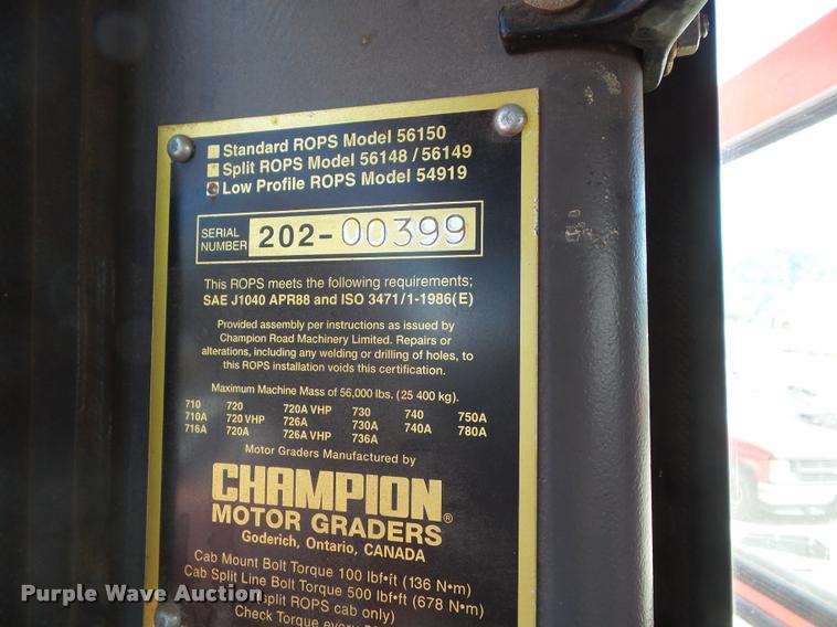 image for item DA4538 2000 Champion 710A Series 6 motor grader