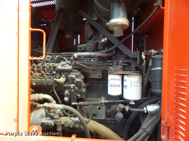 image for item DA4538 2000 Champion 710A Series 6 motor grader