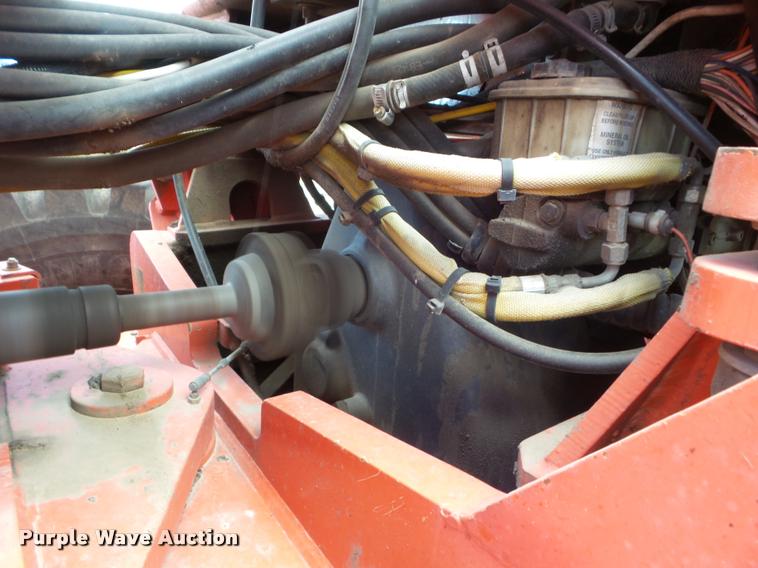 image for item DA4538 2000 Champion 710A Series 6 motor grader