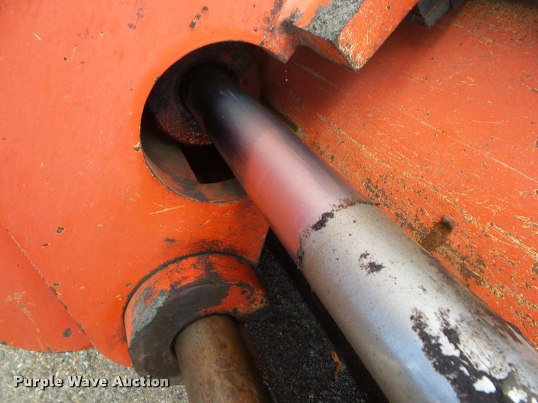 image for item DA4538 2000 Champion 710A Series 6 motor grader