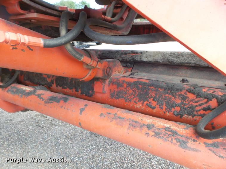 image for item DA4538 2000 Champion 710A Series 6 motor grader