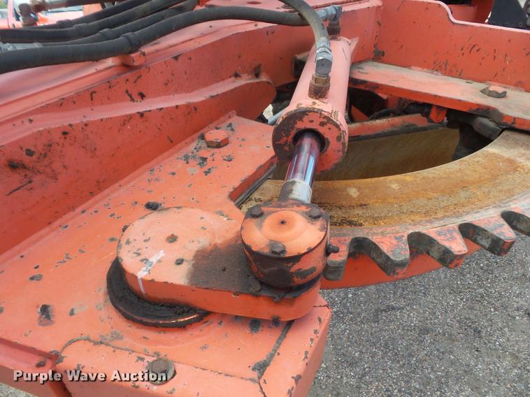 image for item DA4538 2000 Champion 710A Series 6 motor grader