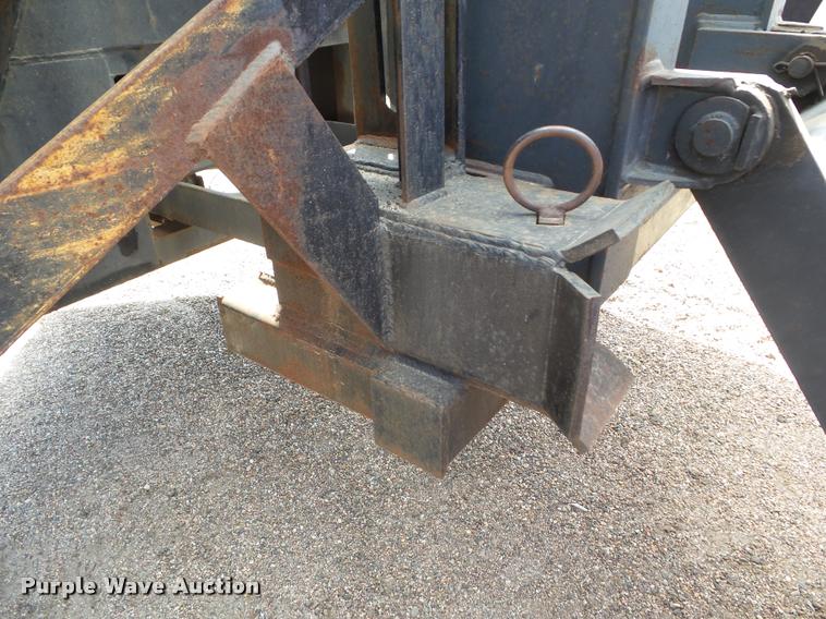 image for item DA4538 2000 Champion 710A Series 6 motor grader