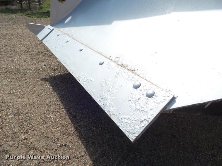 image for item DA4538 2000 Champion 710A Series 6 motor grader