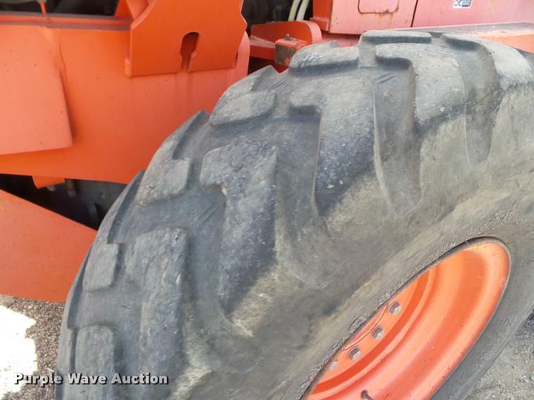 image for item DA4538 2000 Champion 710A Series 6 motor grader