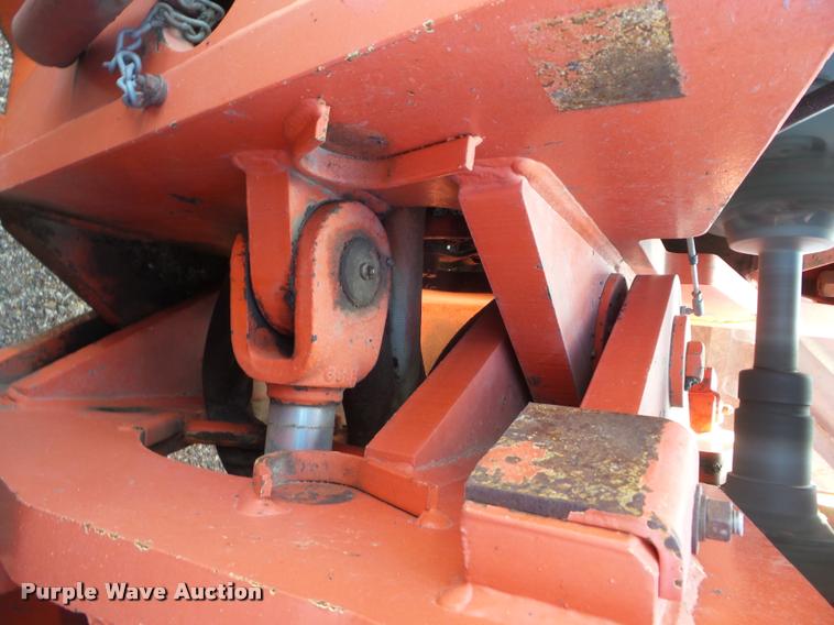 image for item DA4538 2000 Champion 710A Series 6 motor grader