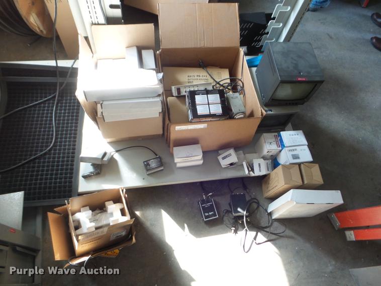 image for item DA9764 Electronics