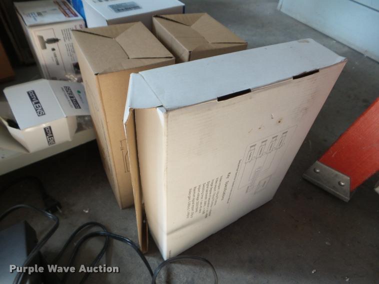 image for item DA9764 Electronics