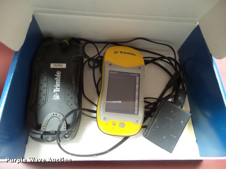 image for item DA9765 (7) GPS units