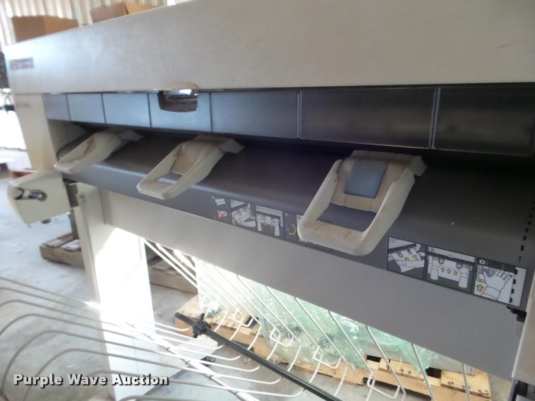 image for item DA9766 1998 HP Designjet 430 printer