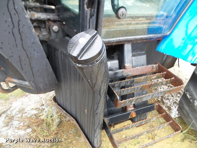 image for item J4772 2003 New Holland TS100 tractor