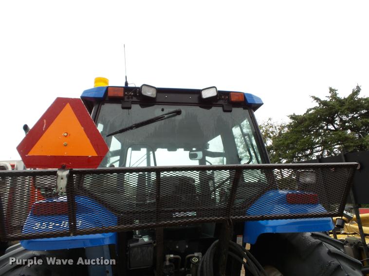 image for item J4772 2003 New Holland TS100 tractor